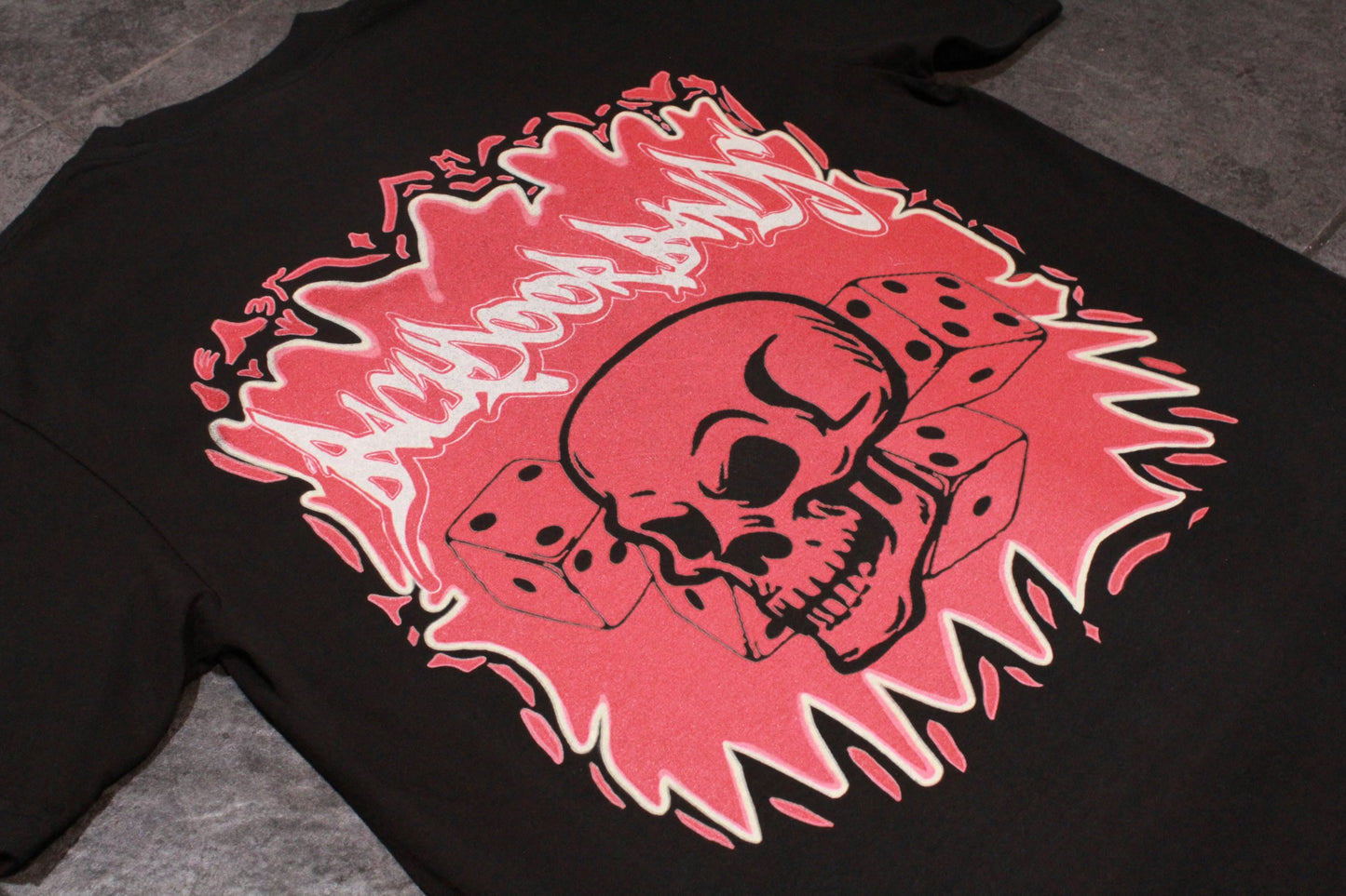 HEAVYWEIGHT RED SKULL TEE